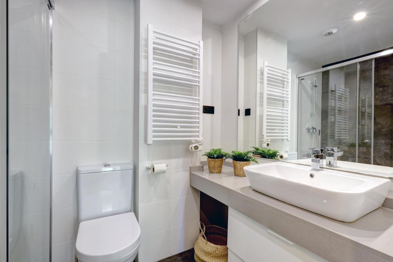 Stylish 2 Bedroom Apartment In Estepona Old Town Exterior photo
